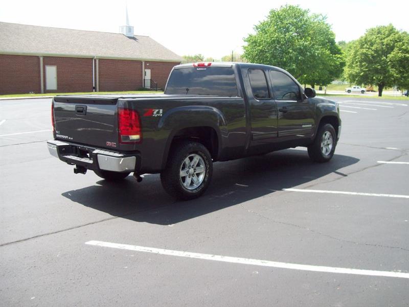 GMC Sierra 1500 SLE Ext. Cab 4WD 2011