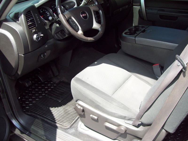 GMC Sierra 1500 SLE Ext. Cab 4WD 2011