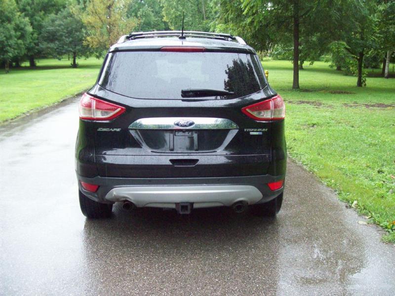 Ford Escape Titanium 4WD 2016