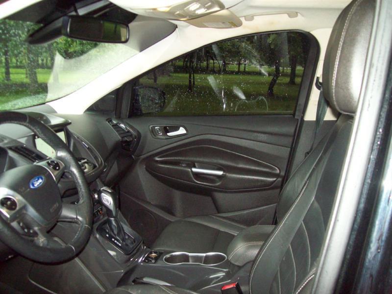 Ford Escape Titanium 4WD 2016