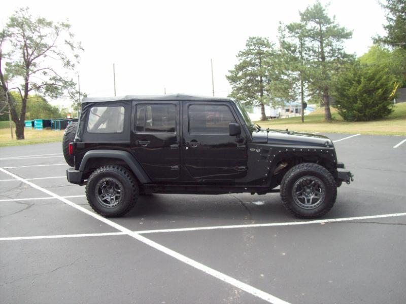 Jeep Wrangler Unlimited Sport 4WD 2013