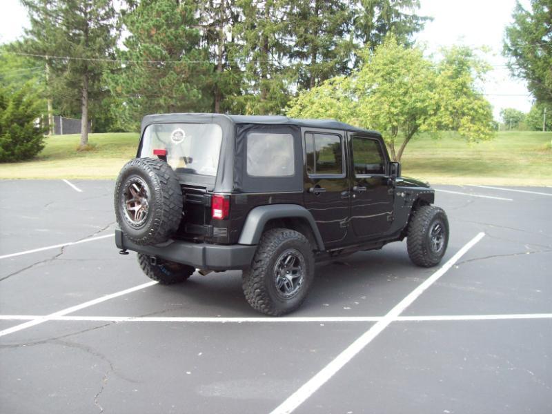 Jeep Wrangler Unlimited Sport 4WD 2013