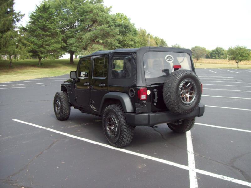 Jeep Wrangler Unlimited Sport 4WD 2013