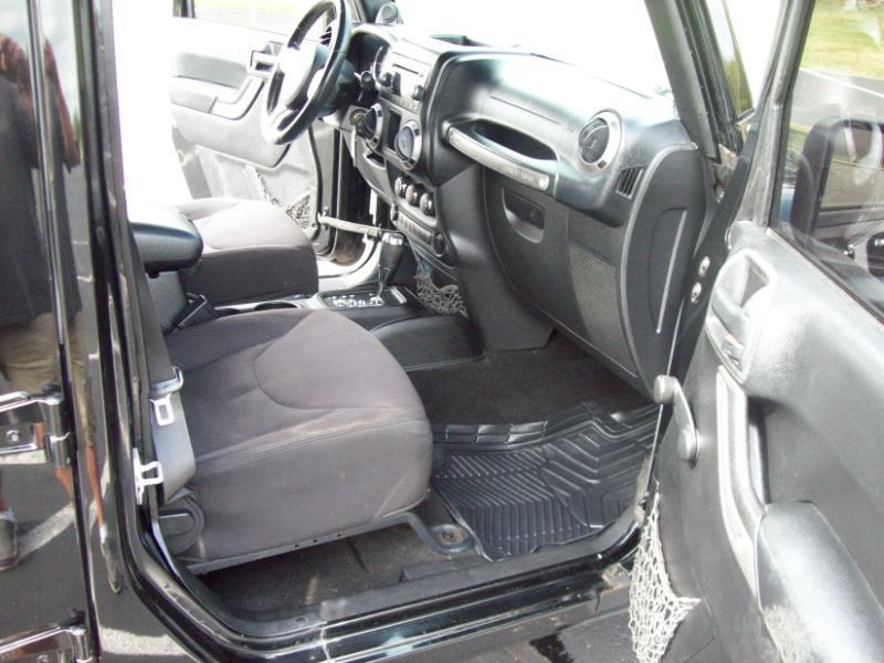 Jeep Wrangler Unlimited Sport 4WD 2013