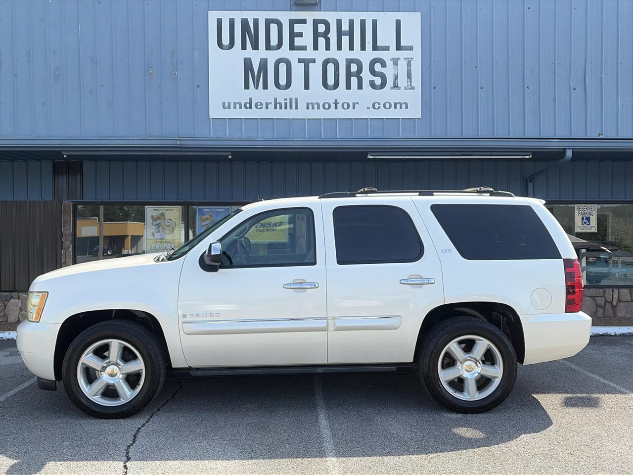Chevrolet Tahoe LS 4WD 2008