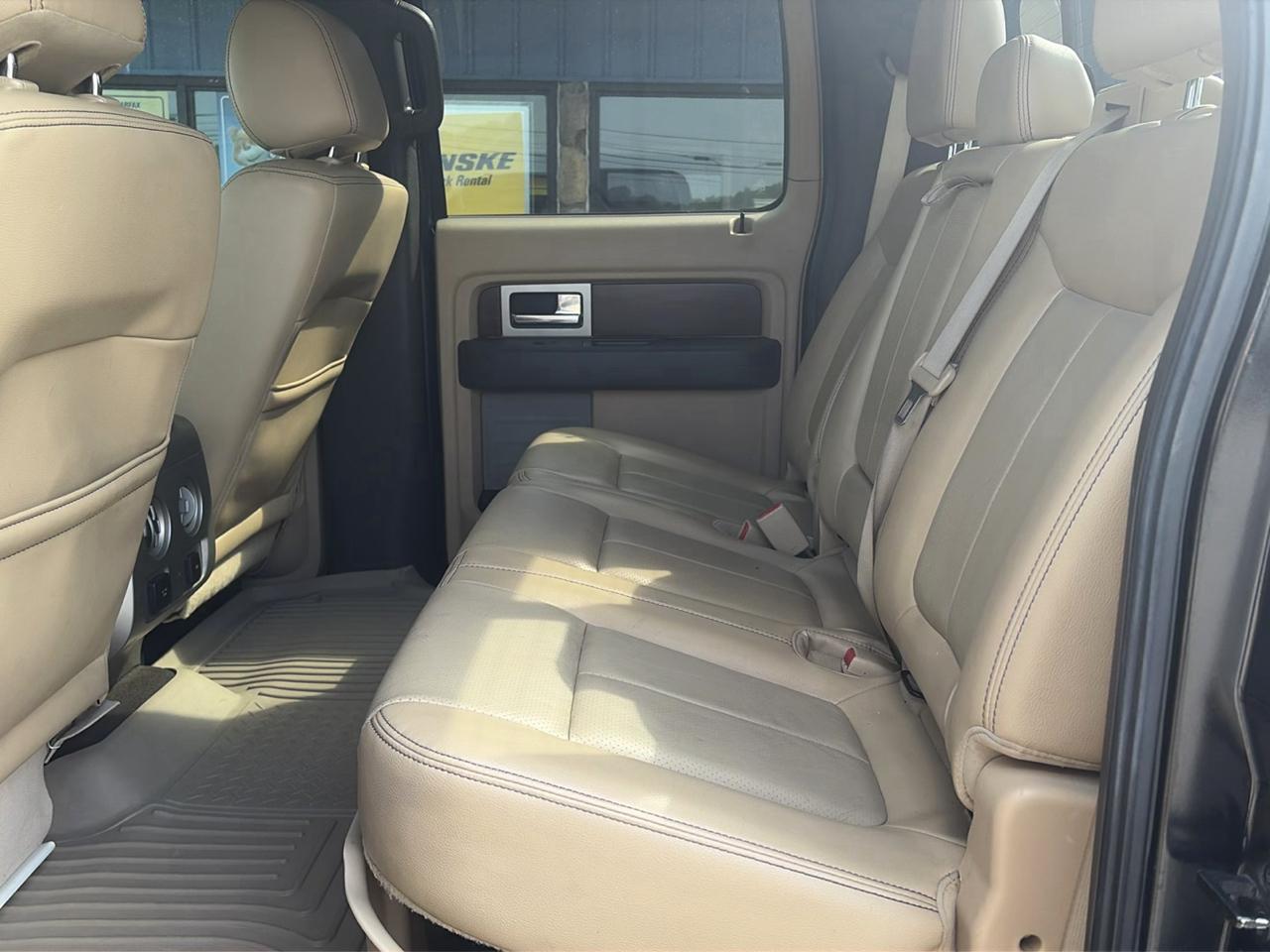Ford F-150 4WD SuperCrew 145" Lariat 2013
