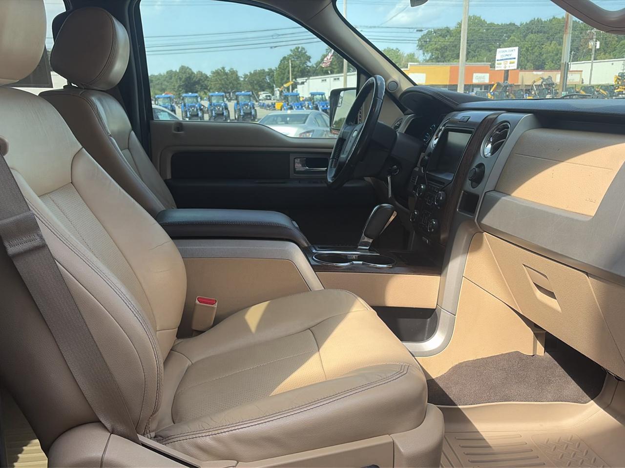 Ford F-150 4WD SuperCrew 145" Lariat 2013