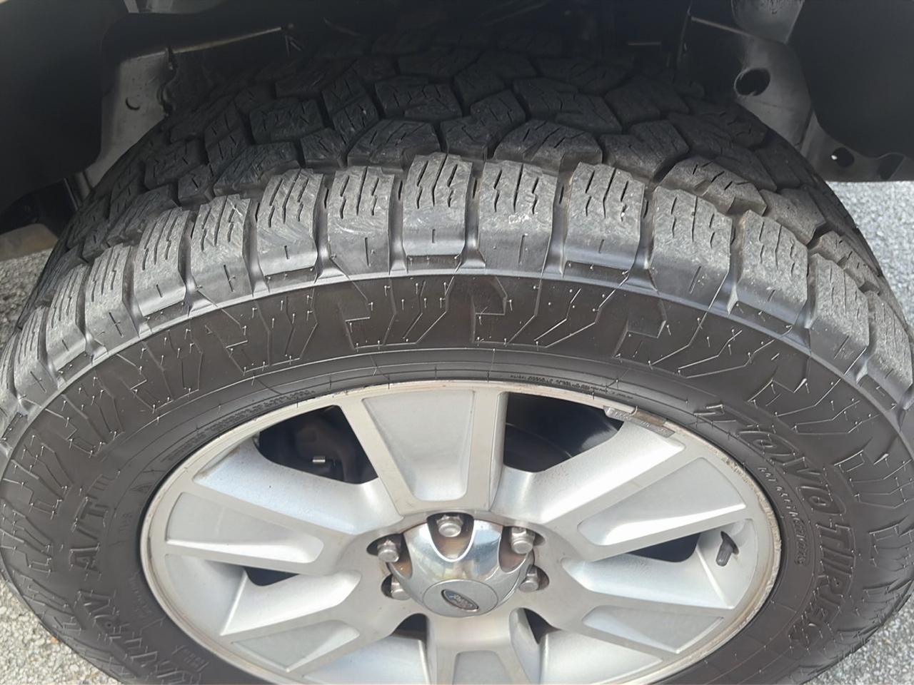 Ford F-150 4WD SuperCrew 145" Lariat 2013
