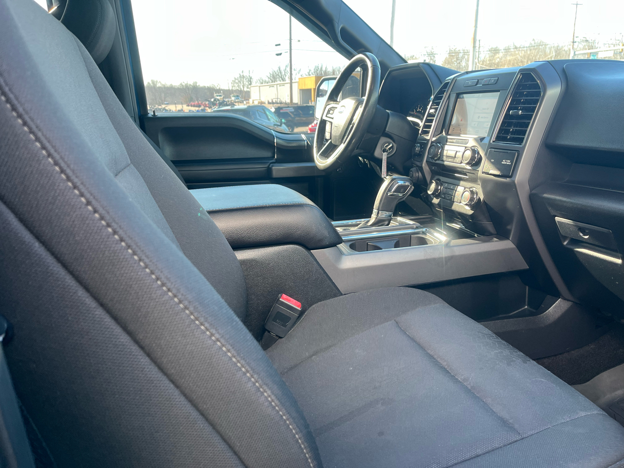 Ford F-150 4WD SuperCrew 145" FX4 2018