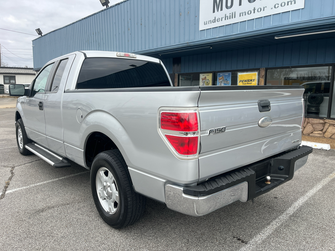 Ford F-150 2WD Supercab 133" XLT 2011