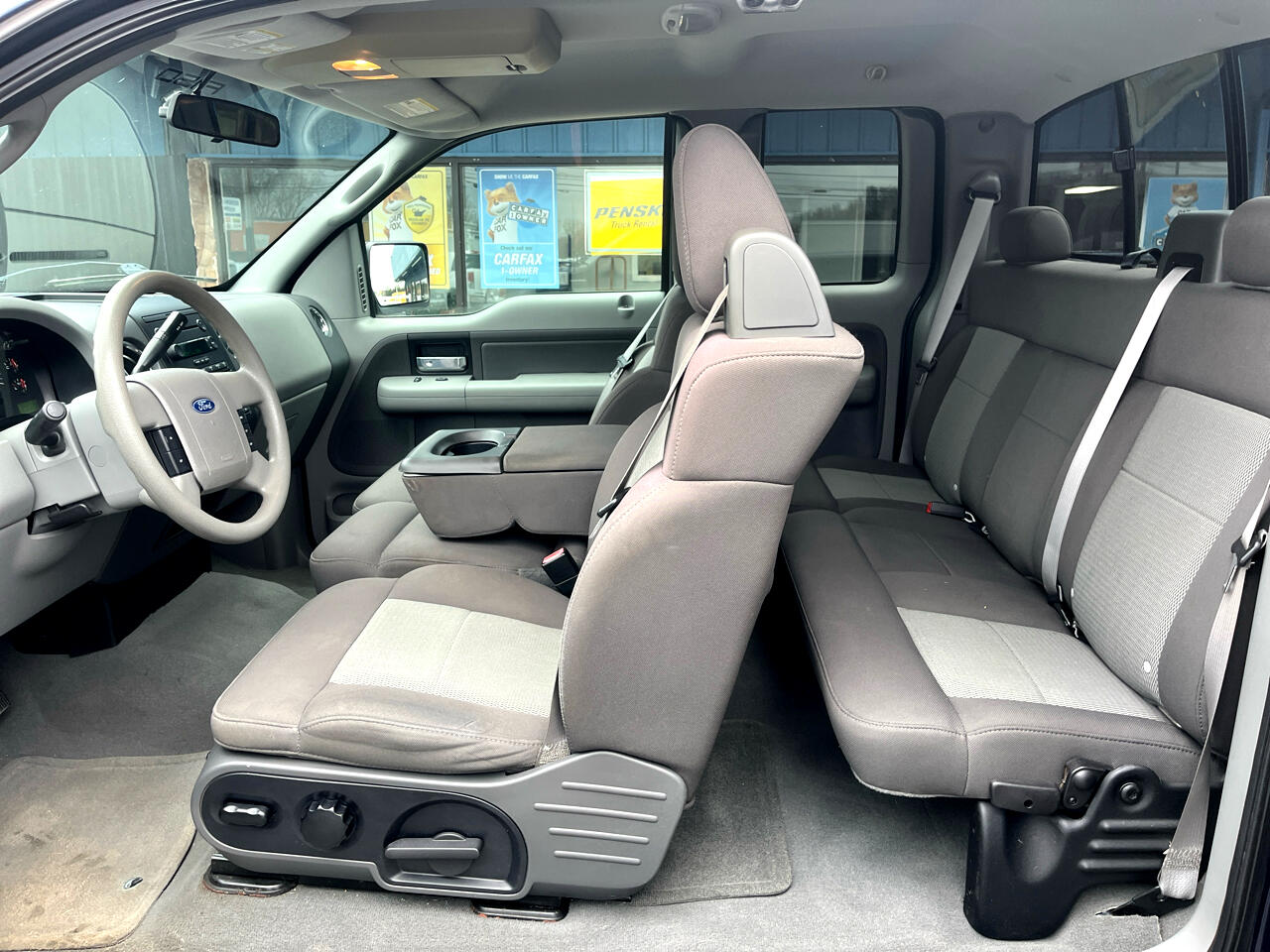 Ford F-150 2WD Supercab 133" XLT 2006