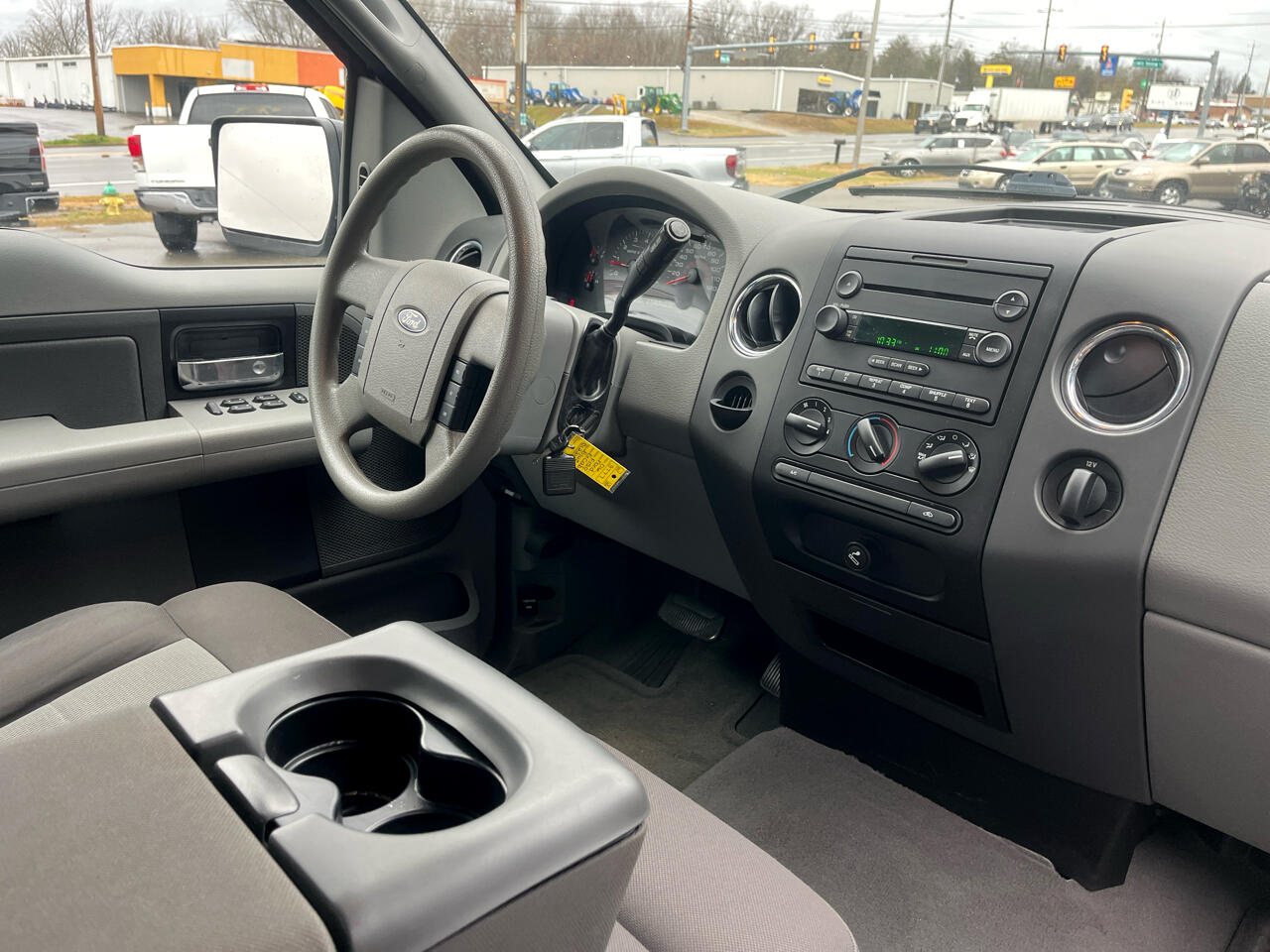 Ford F-150 2WD Supercab 133" XLT 2006