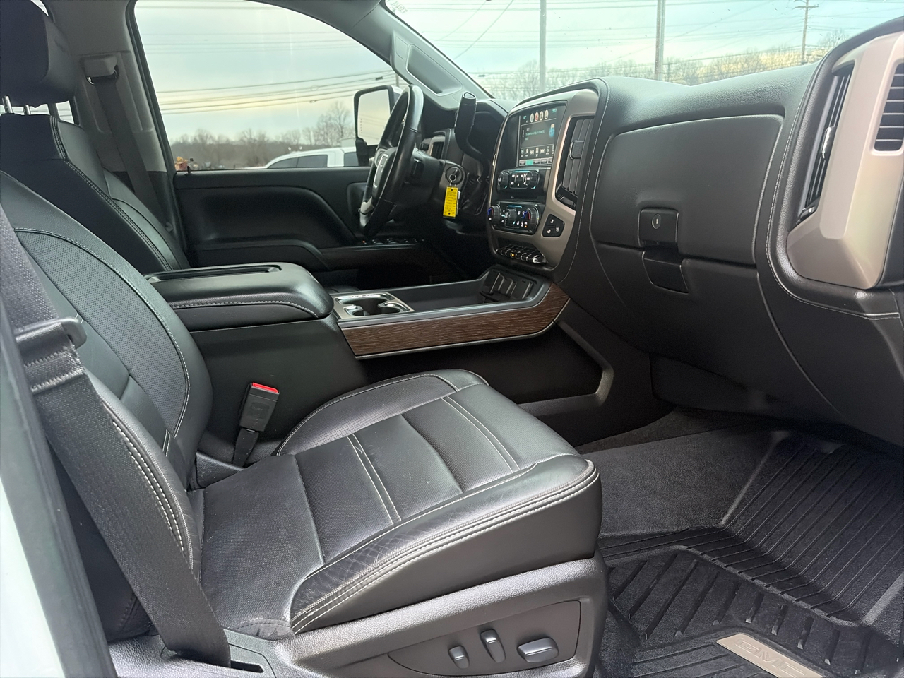 GMC Sierra 3500HD Denali Crew Cab Long Box 4WD 2019