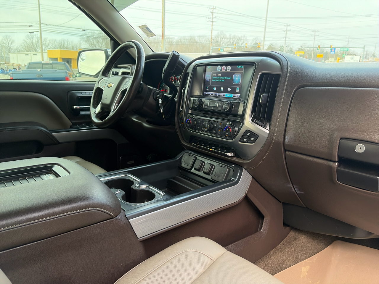 Chevrolet Silverado 1500 4WD Crew Cab 143.5" LTZ 2016