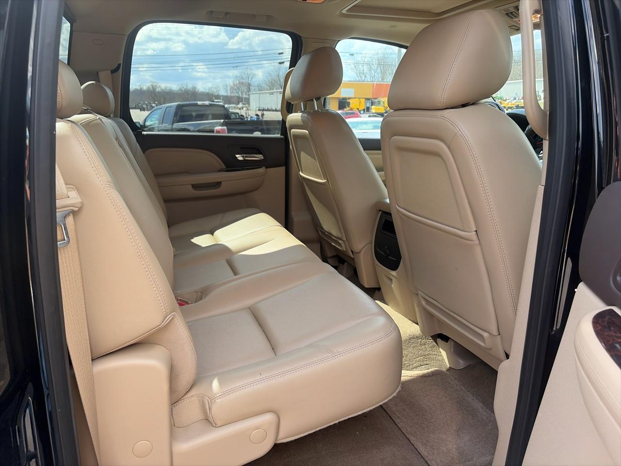 GMC Sierra 3500HD Denali Crew Cab SRW 4WD 2013