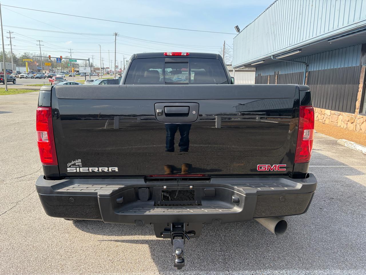 GMC Sierra 3500HD Denali Crew Cab SRW 4WD 2013