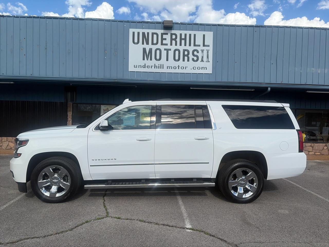 Chevrolet Suburban LT 4WD 2017