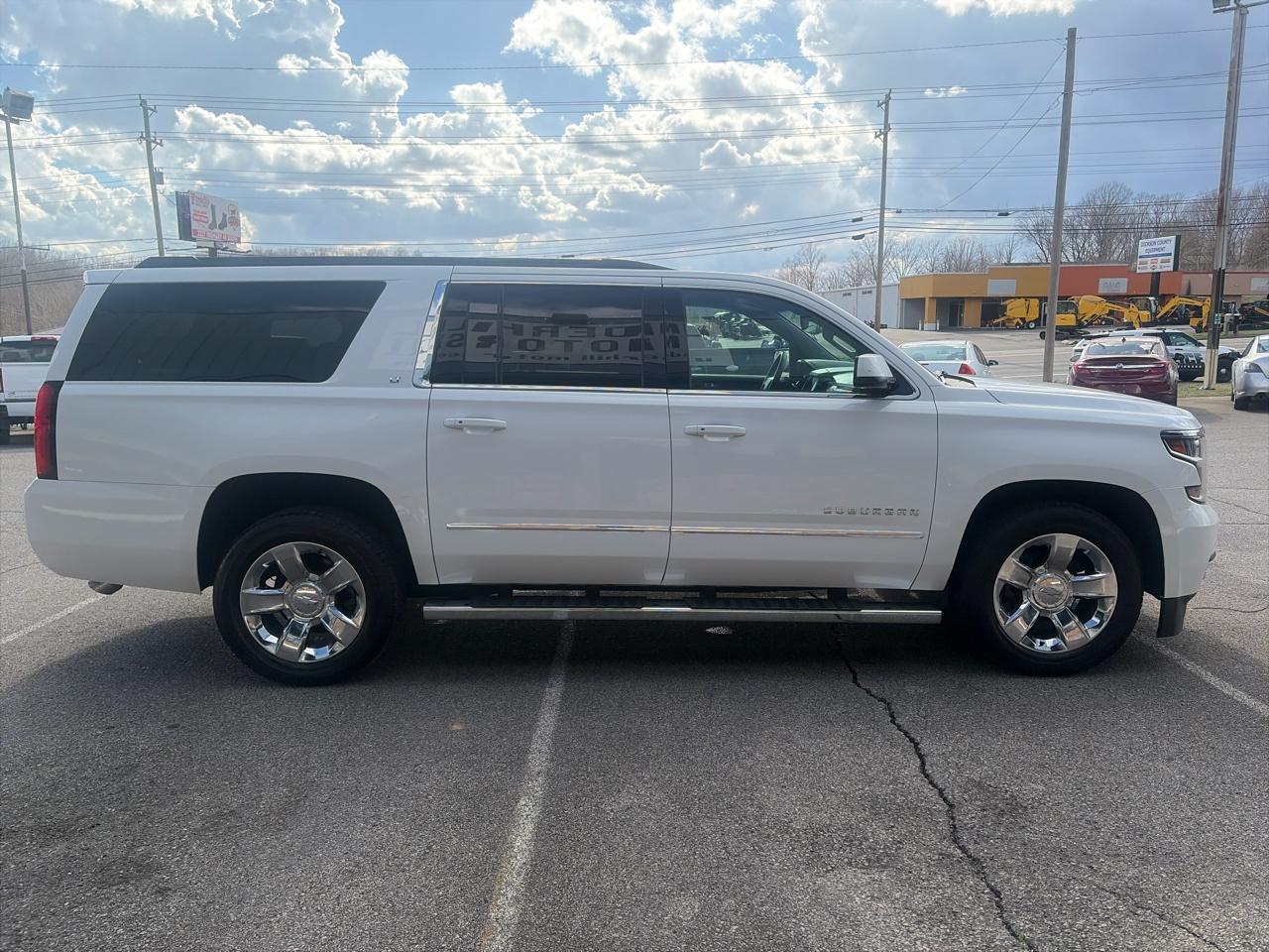 Chevrolet Suburban LT 4WD 2017