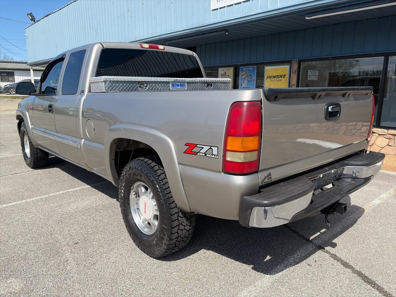 GMC Sierra 1500 4WD Ext Cab 134.0" SLE1 2002