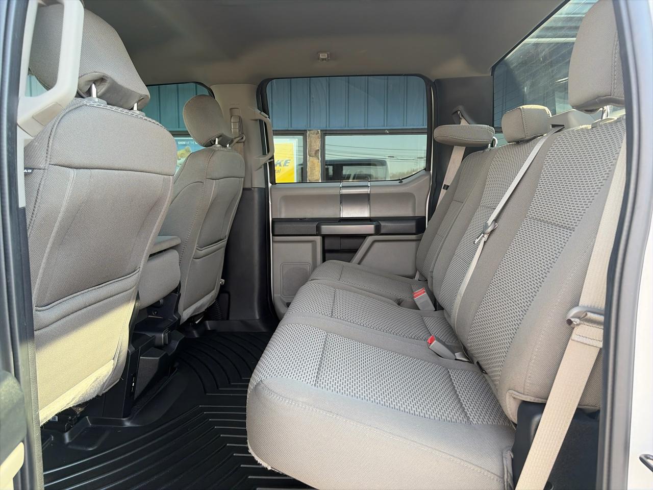 Ford F-150 4WD SuperCrew 139" XLT 2018