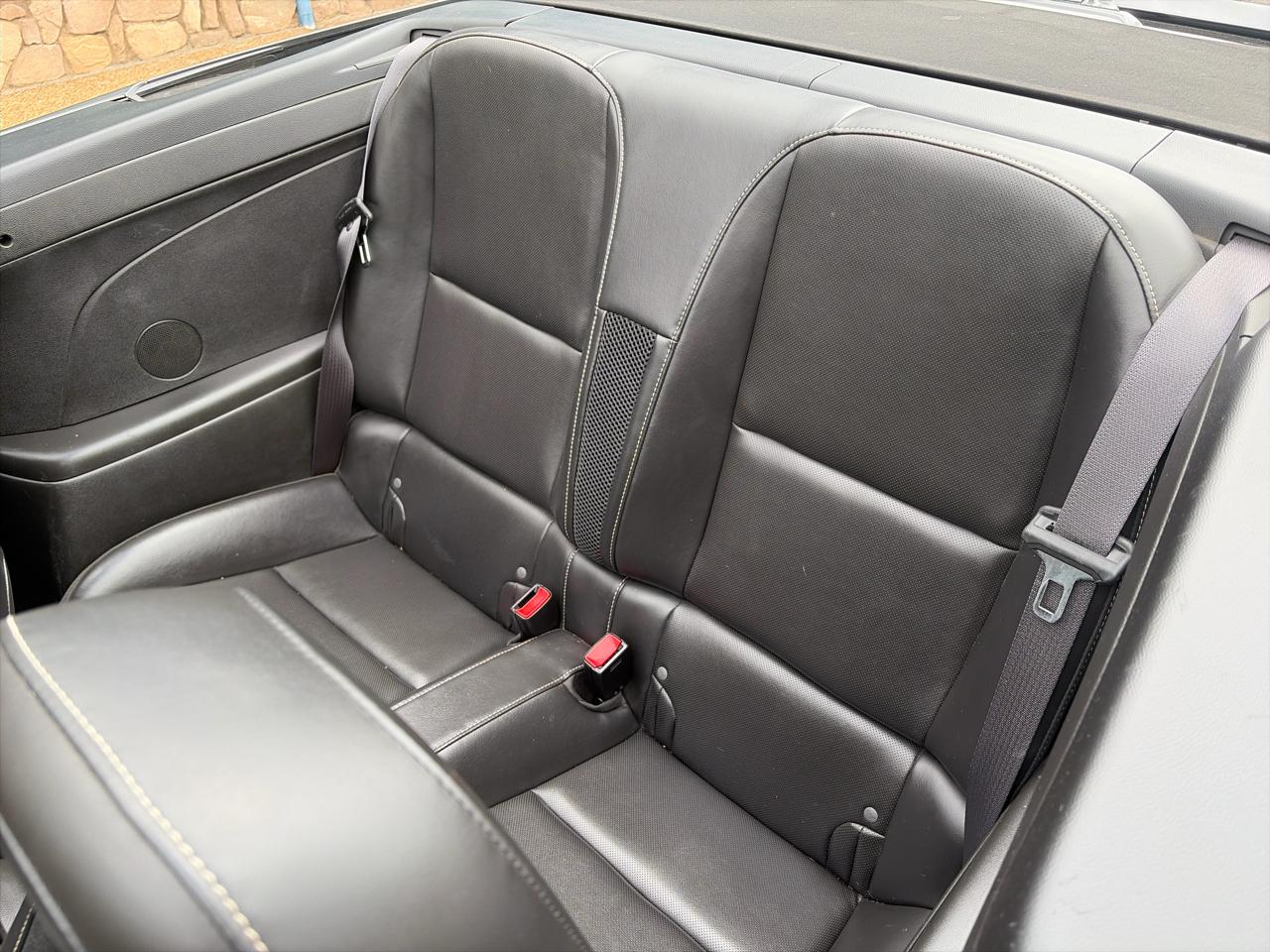 Chevrolet Camaro Convertible 2LT 2011