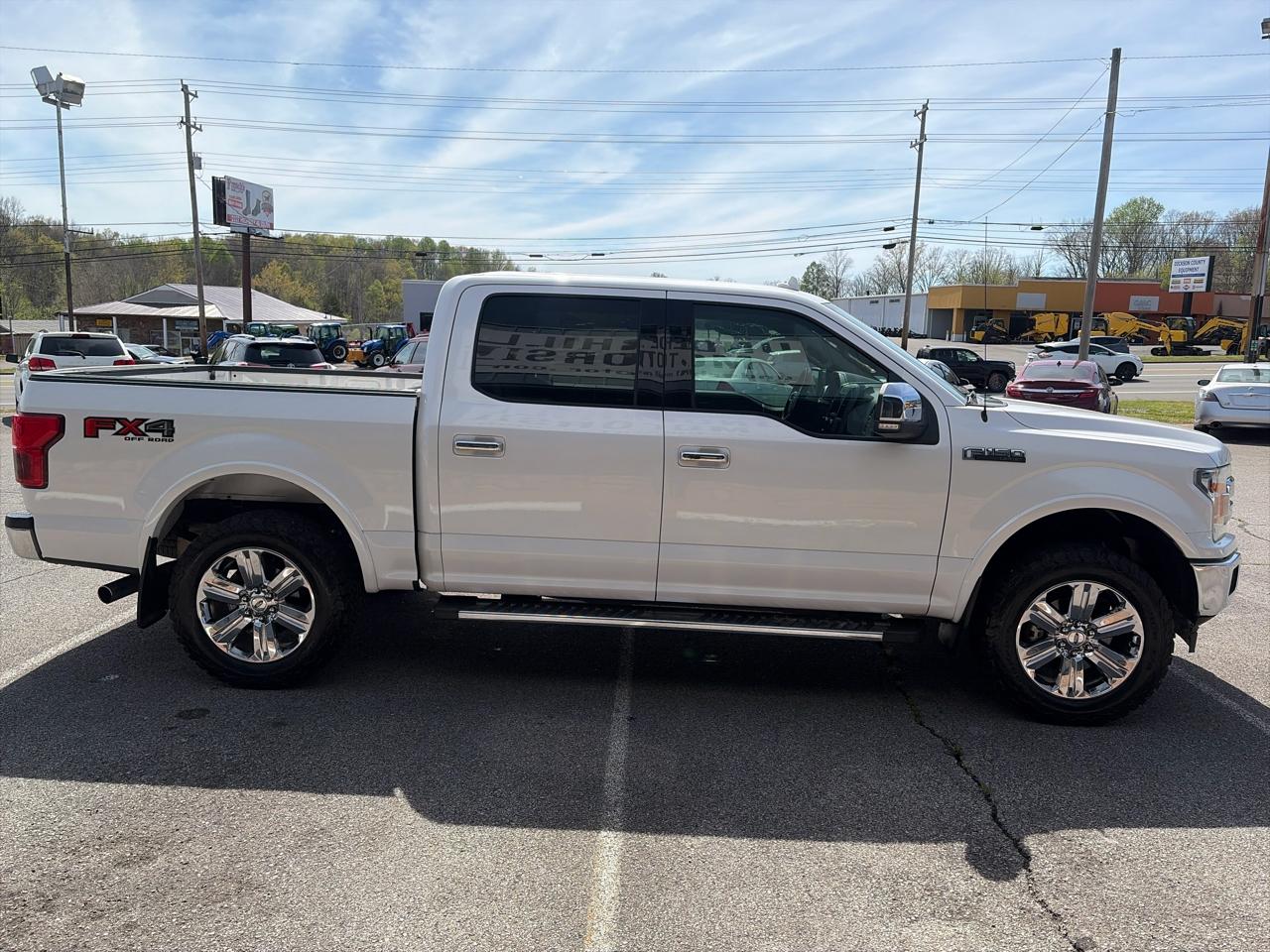 Ford F-150 4WD SuperCrew 139" Lariat 2018