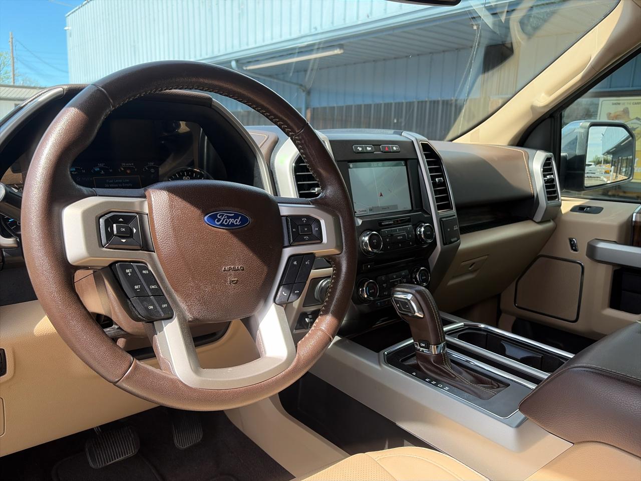 Ford F-150 4WD SuperCrew 139" Lariat 2018