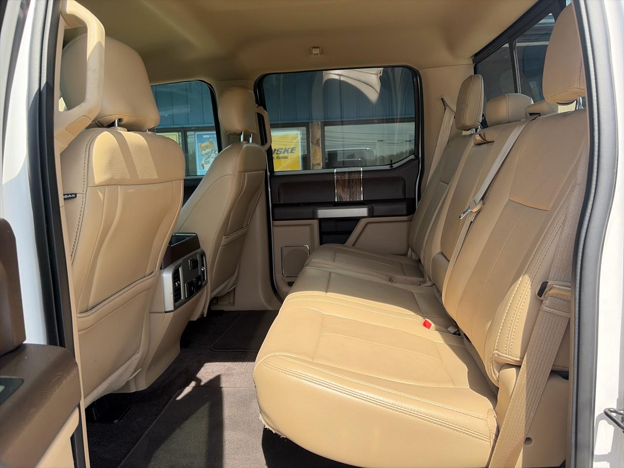 Ford F-150 4WD SuperCrew 139" Lariat 2018