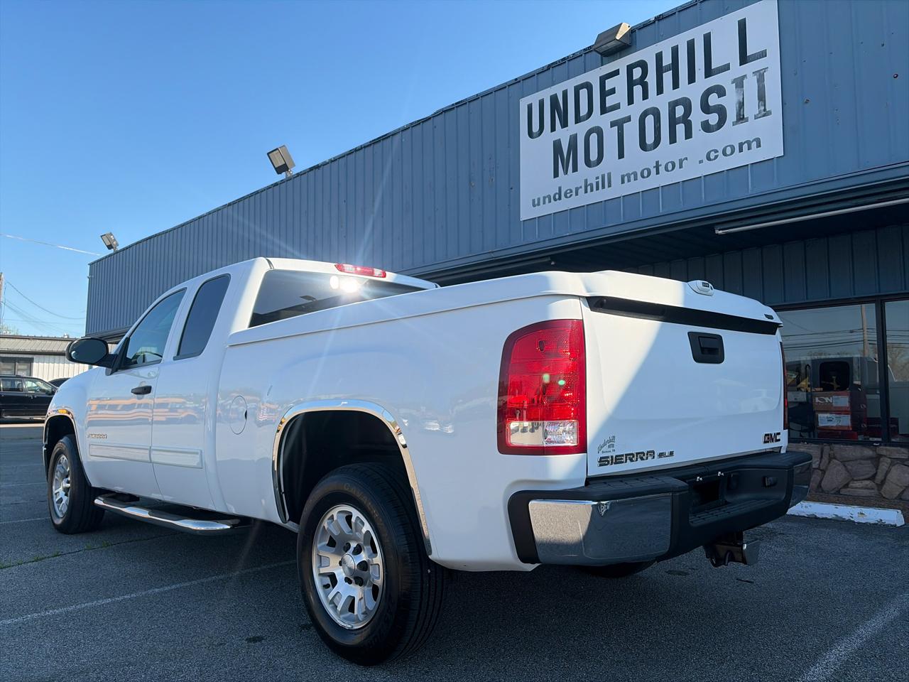 GMC Sierra 1500 2WD Double Cab 143.5" SLE 2007