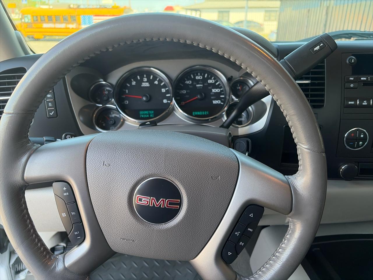 GMC Sierra 1500 2WD Double Cab 143.5" SLE 2007