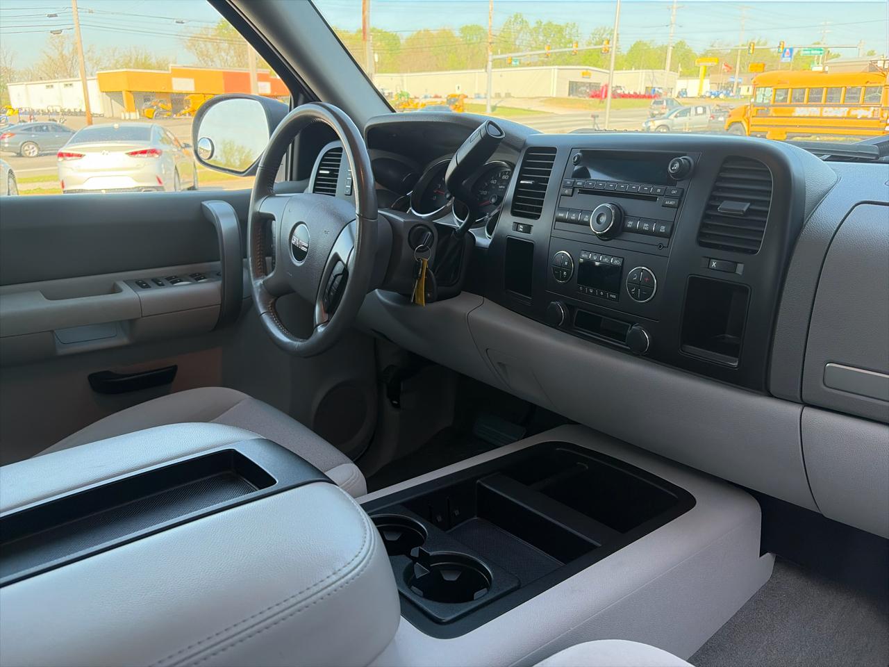 GMC Sierra 1500 2WD Double Cab 143.5" SLE 2007