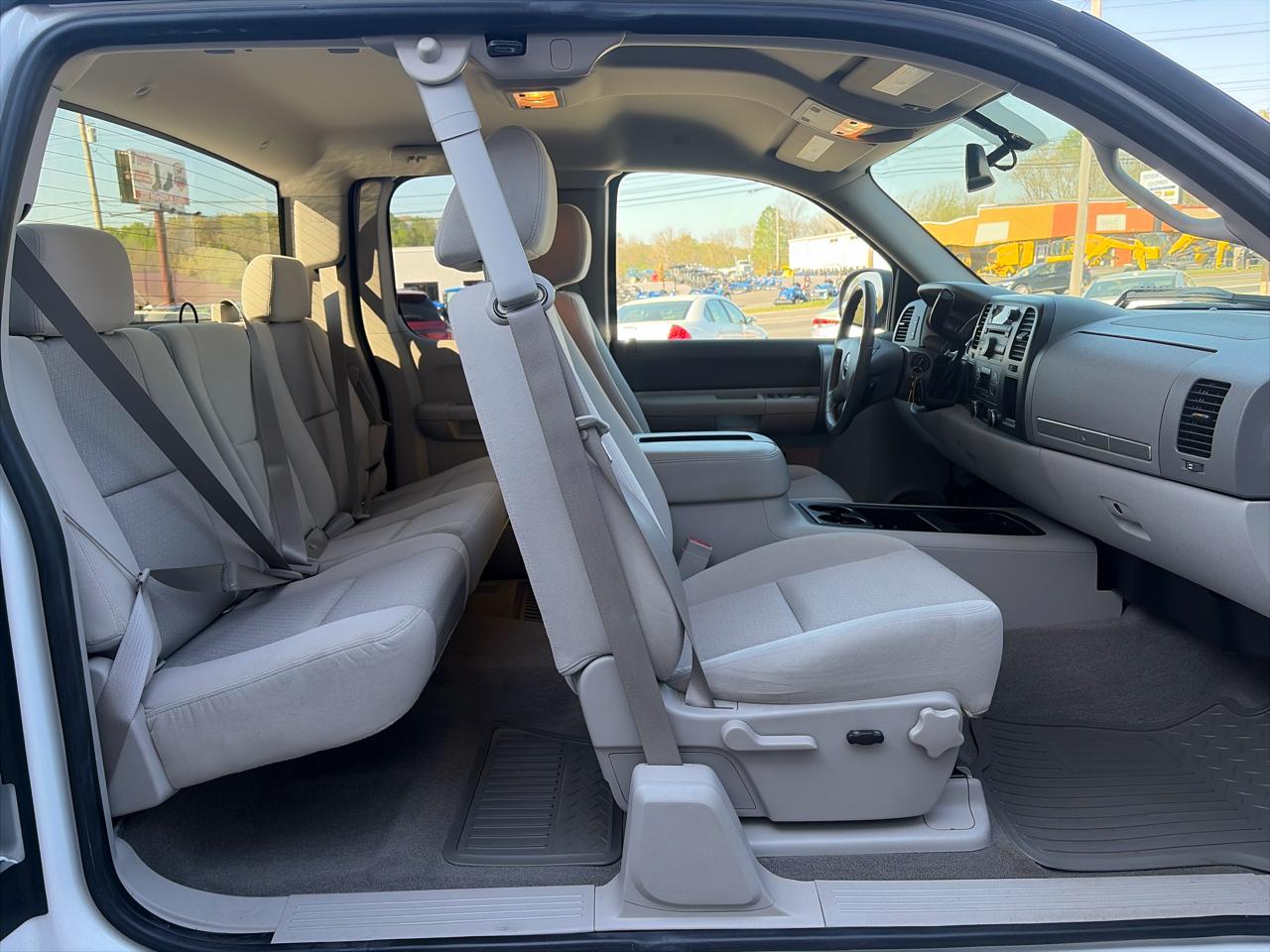 GMC Sierra 1500 2WD Double Cab 143.5" SLE 2007