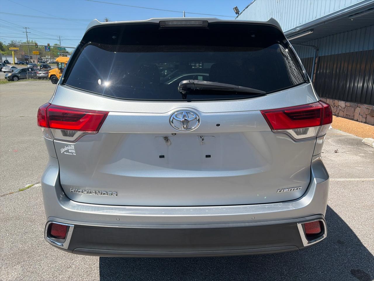 Toyota Highlander Limited FWD V6 2018
