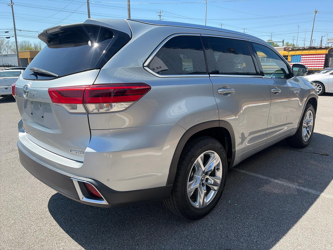 Toyota Highlander Limited FWD V6 2018
