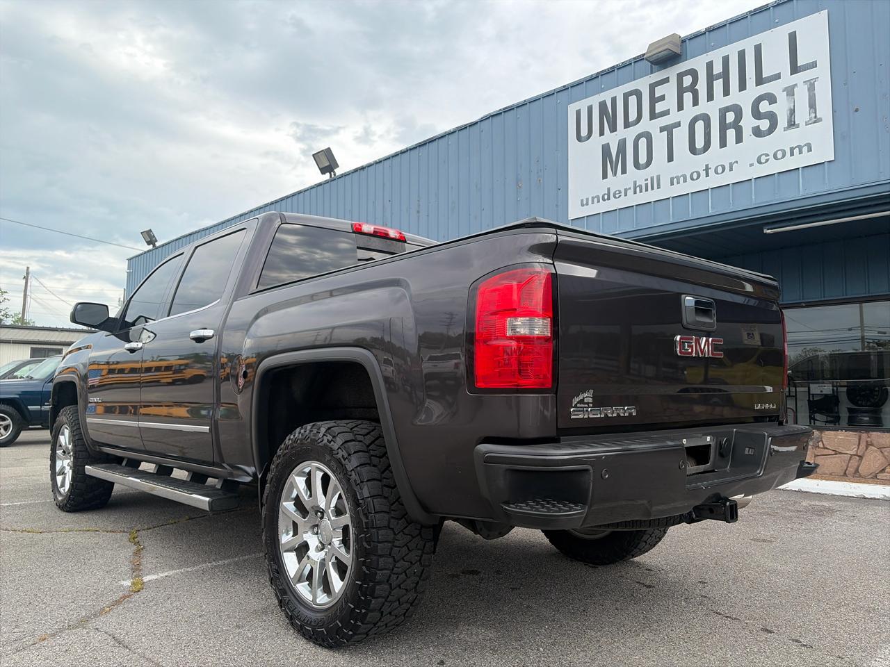 GMC Sierra 1500 Denali Crew Cab Short Box 4WD 2015