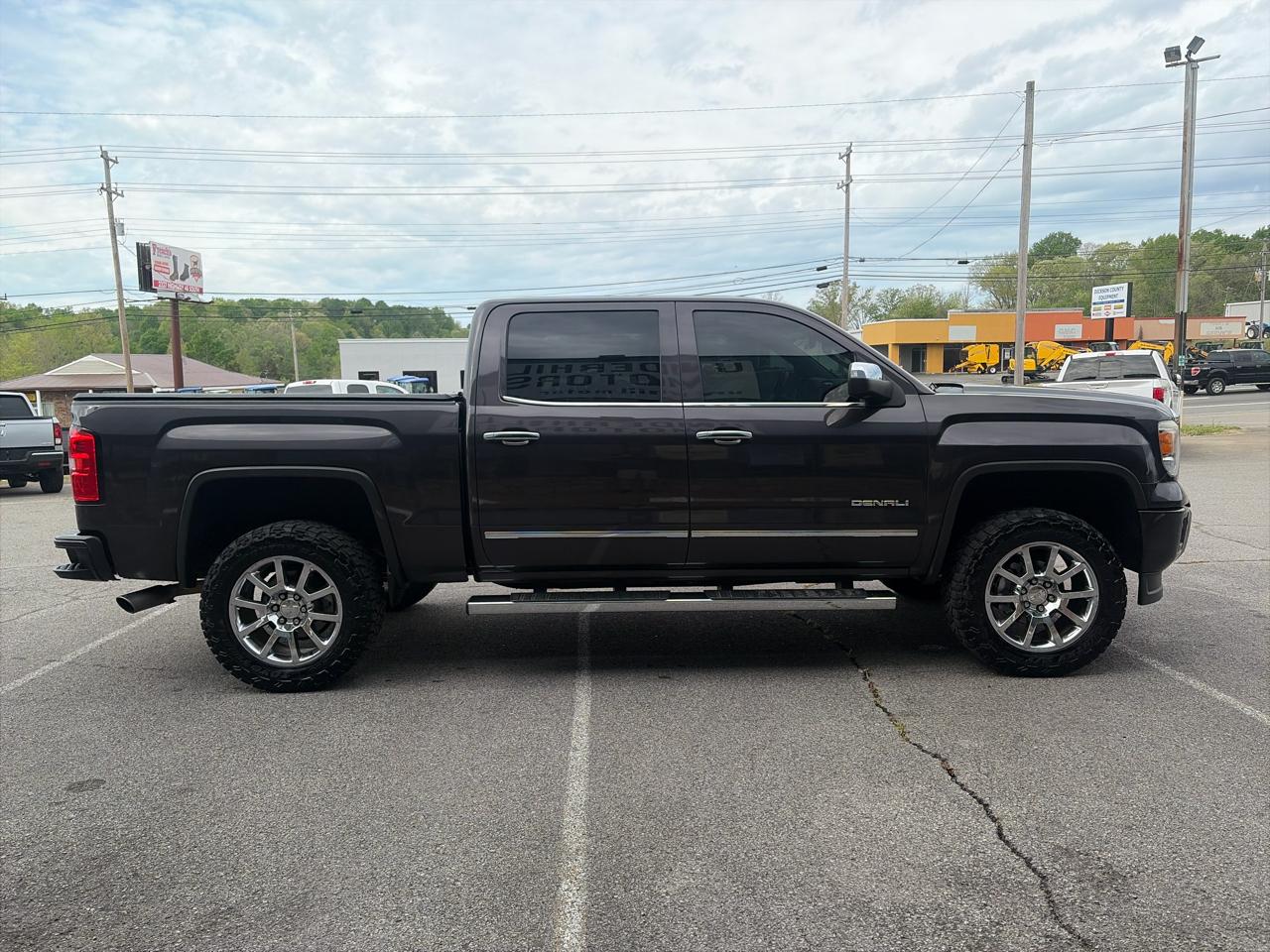 GMC Sierra 1500 Denali Crew Cab Short Box 4WD 2015