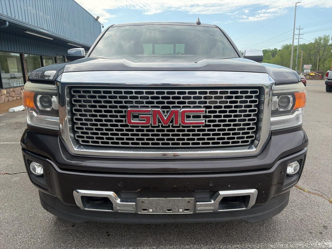 GMC Sierra 1500 Denali Crew Cab Short Box 4WD 2015