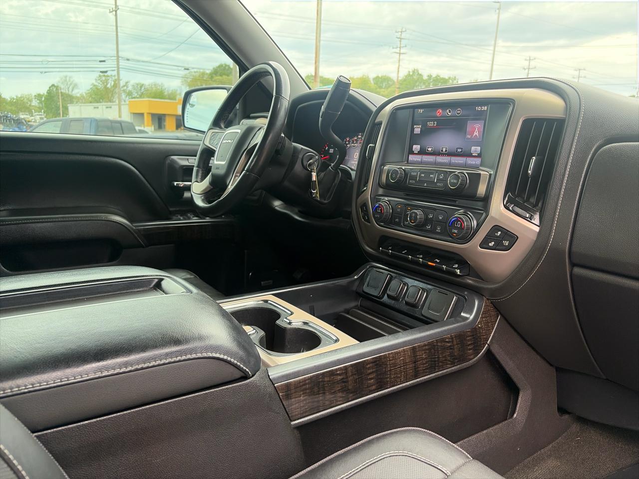 GMC Sierra 1500 Denali Crew Cab Short Box 4WD 2015