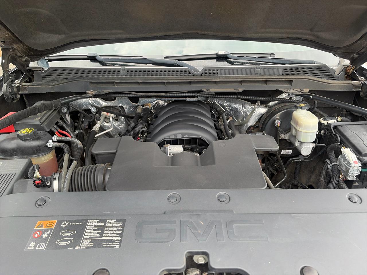 GMC Sierra 1500 Denali Crew Cab Short Box 4WD 2015