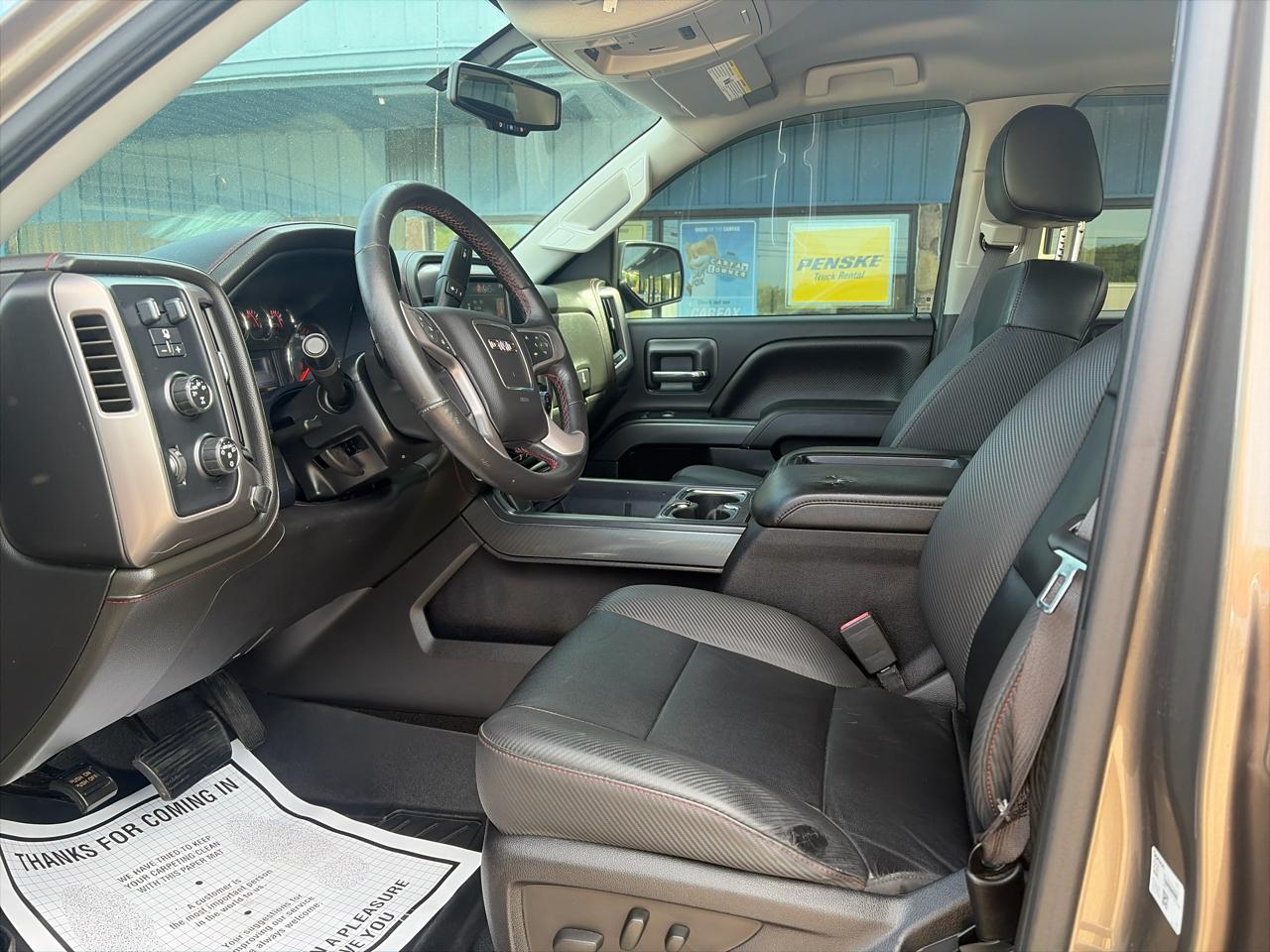 GMC Sierra 1500 4WD Crew Cab 147" AT4 2015