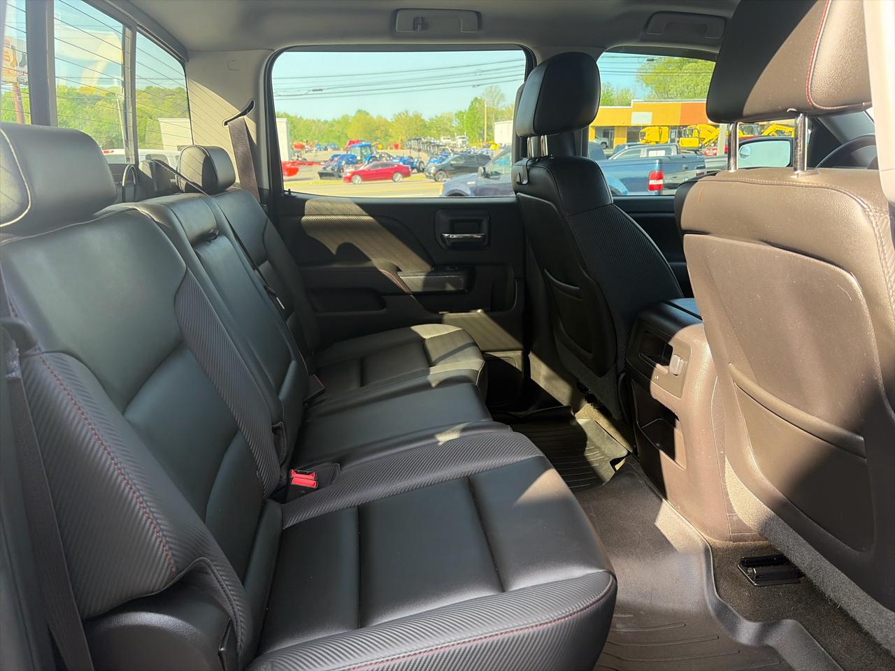 GMC Sierra 1500 4WD Crew Cab 147" AT4 2015