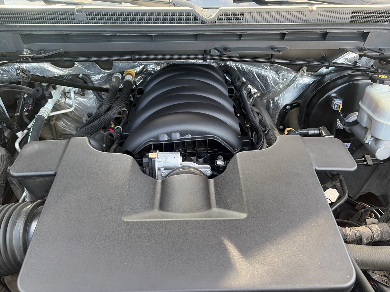 GMC Sierra 1500 4WD Crew Cab 147" AT4 2015