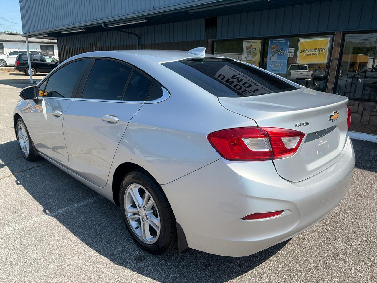 Chevrolet Cruze LT Auto 2018