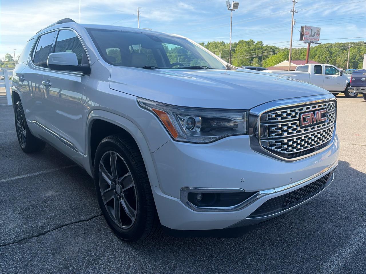 GMC Acadia Denali 2017
