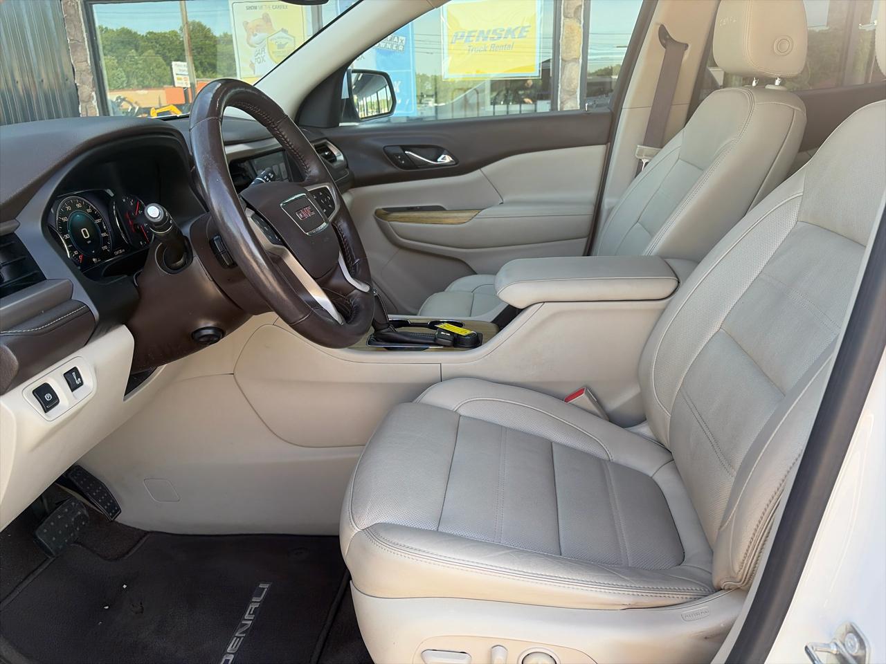 GMC Acadia Denali 2017