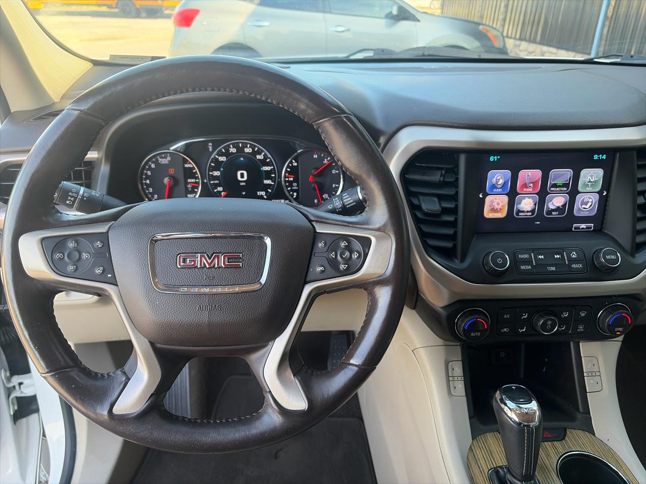 GMC Acadia Denali 2017