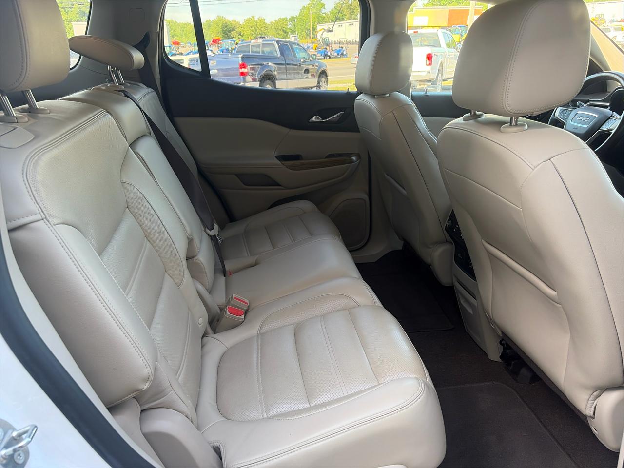 GMC Acadia Denali 2017