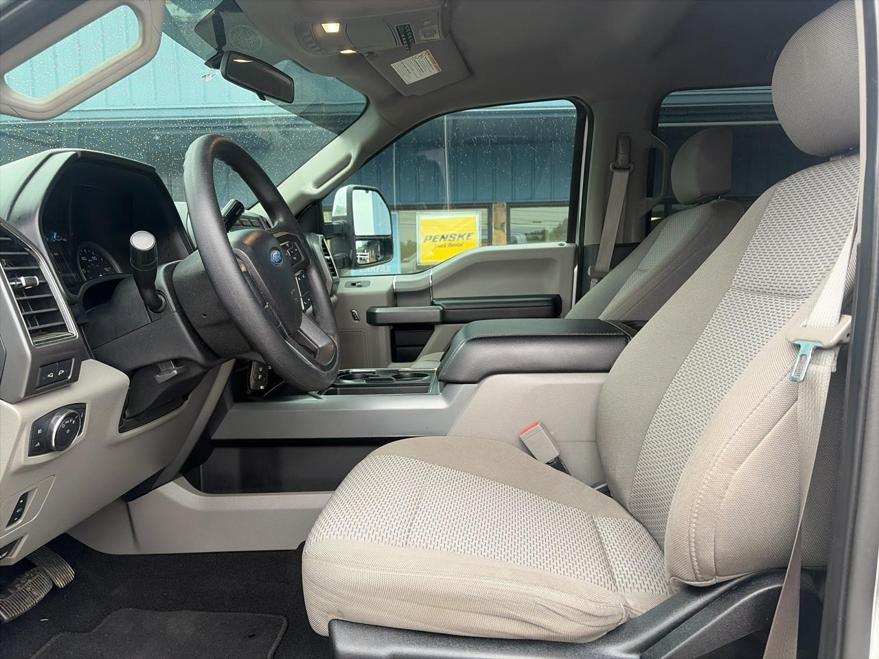 Ford F-350 SD XLT Crew Cab Short Bed 4WD 2019