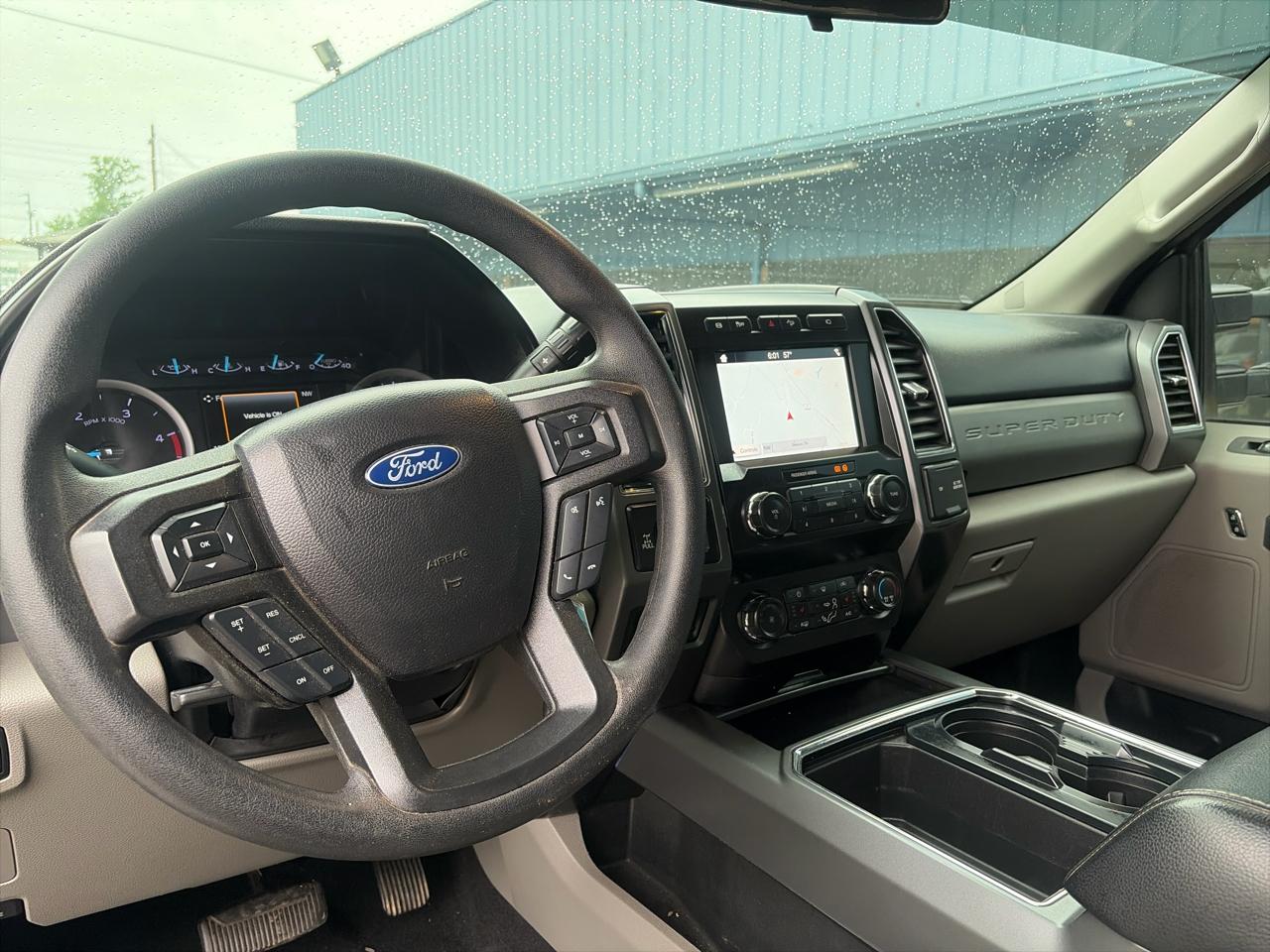 Ford F-350 SD XLT Crew Cab Short Bed 4WD 2019