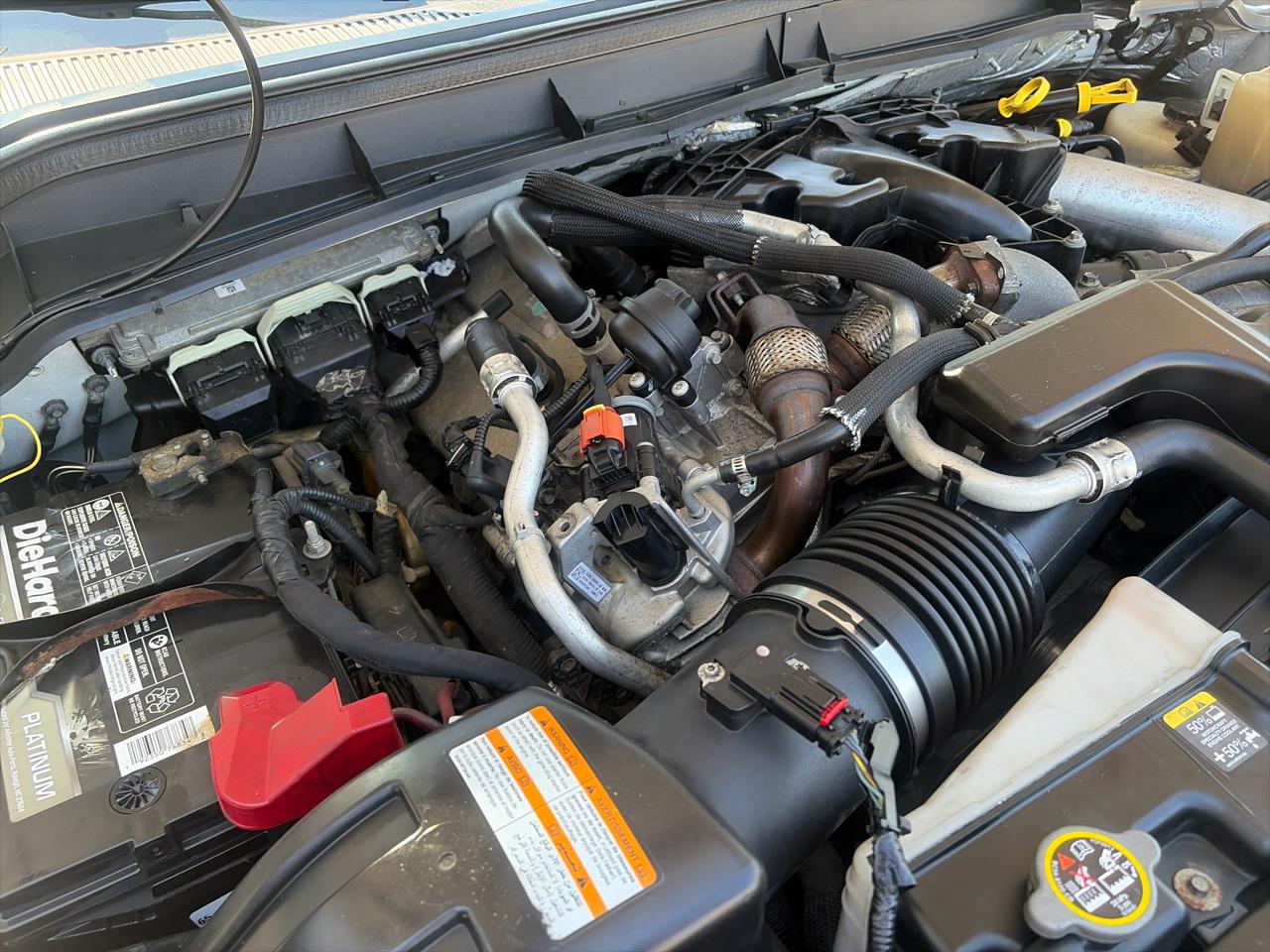 Ford F-350 SD Lariat Crew Cab 4WD 2012